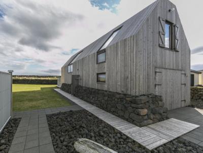 Barn house